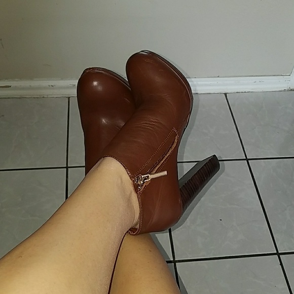 Victoria Secret Booties - Picture 6 of 8